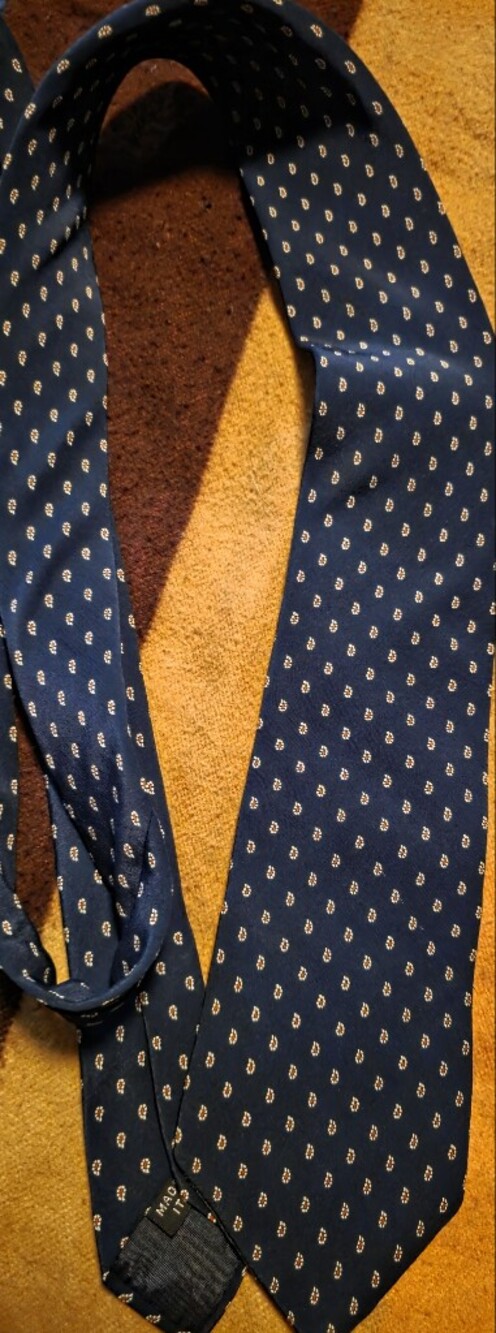 4/$67 Deal! Umberto Rossi Vintage Navy Silk Tie